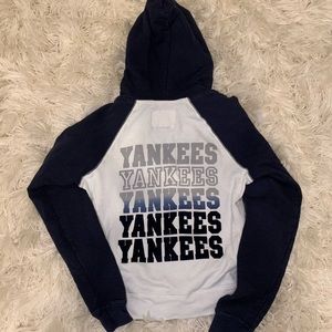 Yankees Zip Up Sweatshirt